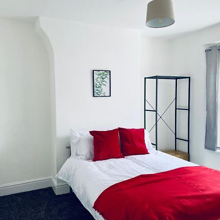 3 Bed Anfield House Close To Lfc Villa Liverpool Bagian luar foto